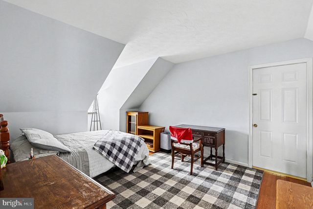 1686 TAYLOR DR, Hanover, PA 17331