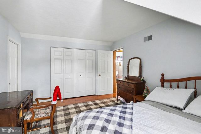 1686 TAYLOR DR, Hanover, PA 17331