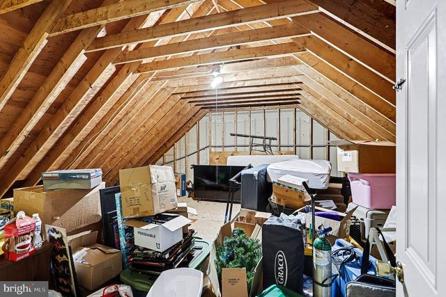 1686 TAYLOR DR, Hanover, PA 17331