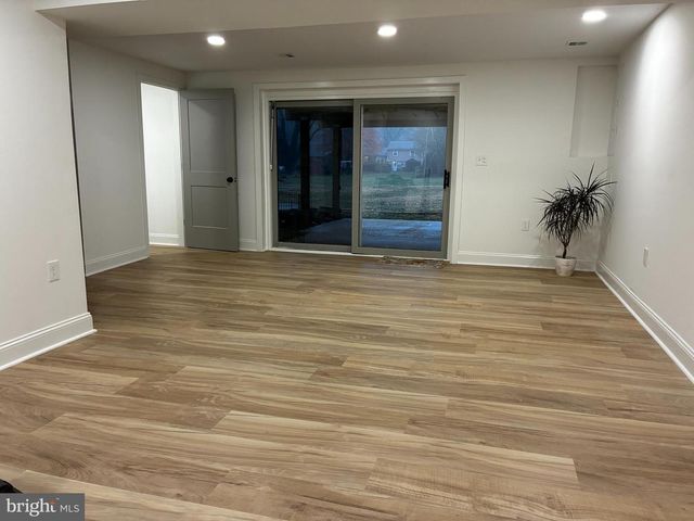 60 WAVERLY AVE, Lancaster, PA 17601