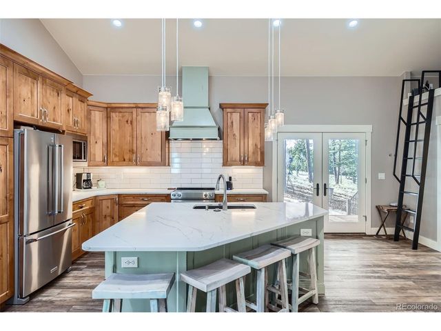 352 Peak View Cir, Florissant, CO 80816