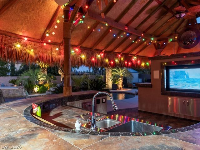 5912 Vizzi Court, Las Vegas, NV 89131