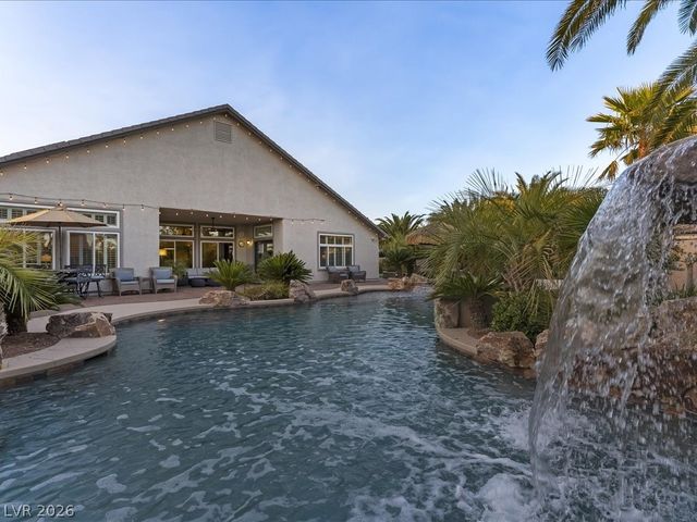 5912 Vizzi Court, Las Vegas, NV 89131