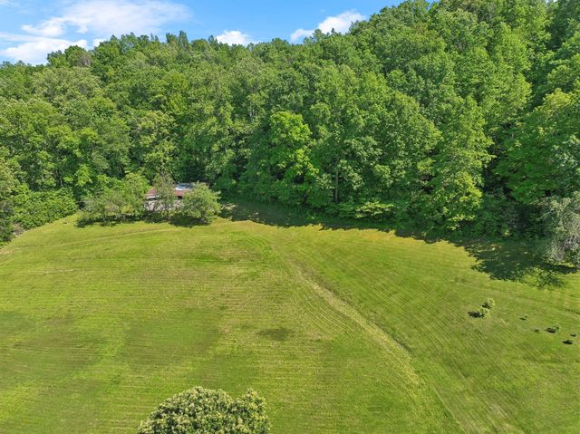 1540 Centerville Hwy, Hohenwald, TN 38462