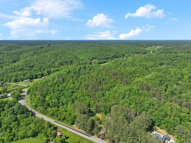 1540 Centerville Hwy, Hohenwald, TN 38462