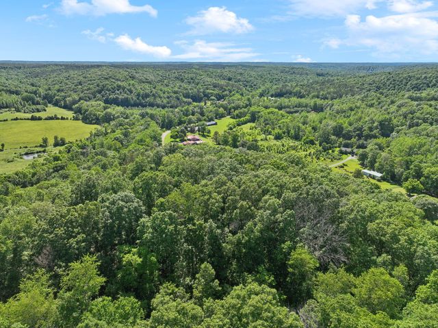 1540 Centerville Hwy, Hohenwald, TN 38462