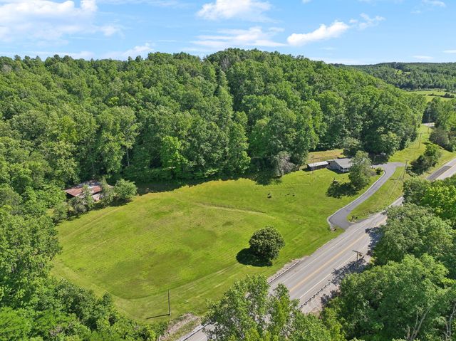 1540 Centerville Hwy, Hohenwald, TN 38462
