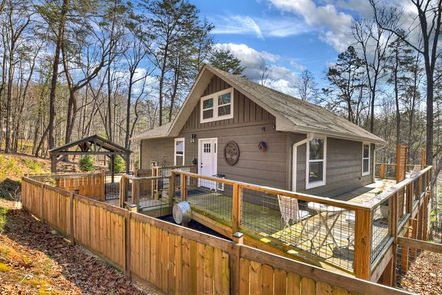 65 Blue Grass Hollow, Morganton, GA 30560