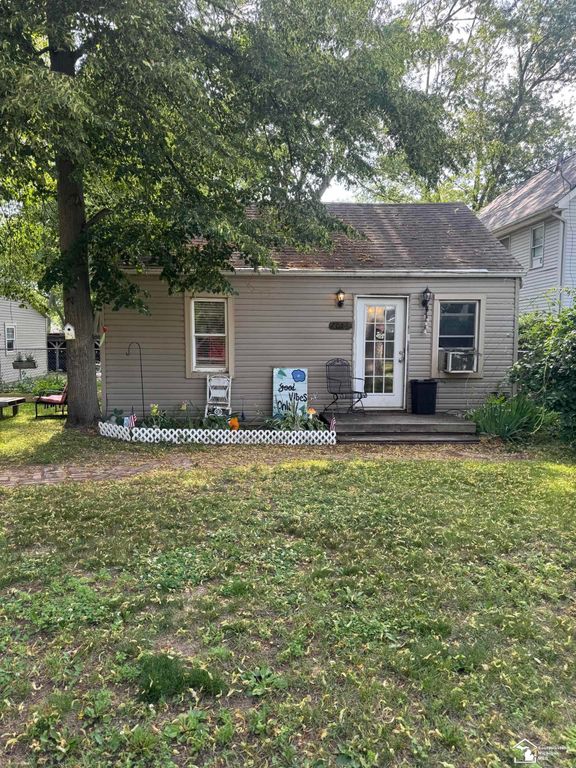 7053 Dunbar Avenue, Temperance, MI 48182