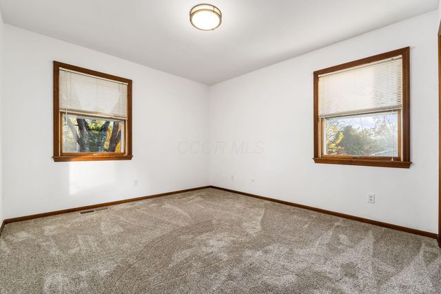 2453 Reyn New Albany Road, Blacklick, OH 43004