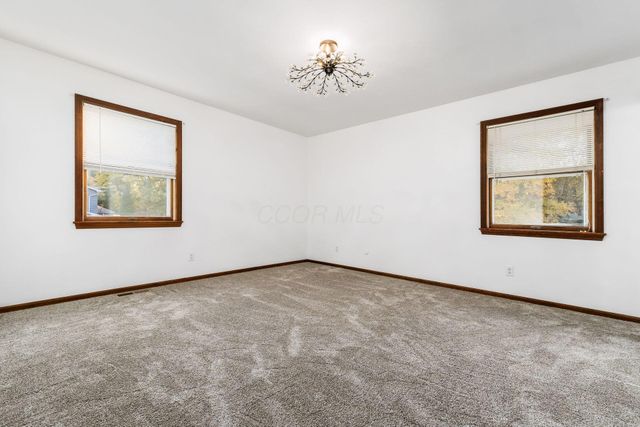 2453 Reyn New Albany Road, Blacklick, OH 43004