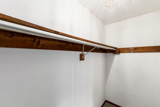 2453 Reyn New Albany Road, Blacklick, OH 43004