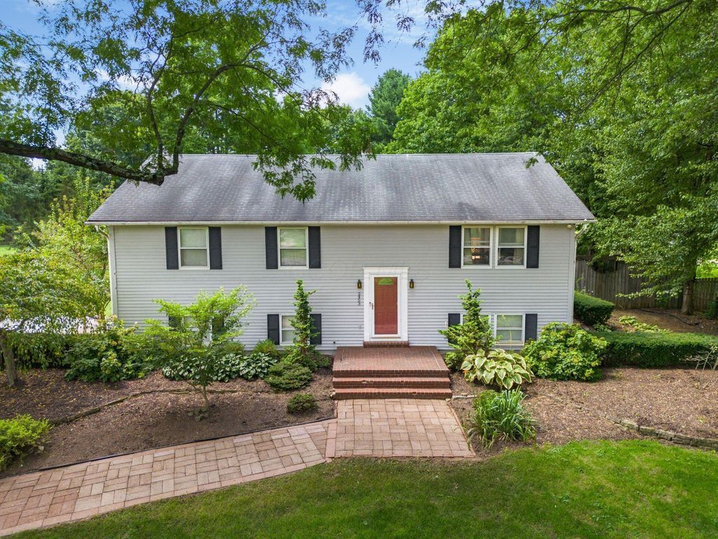 2453 Reyn New Albany Road, Blacklick, OH 43004