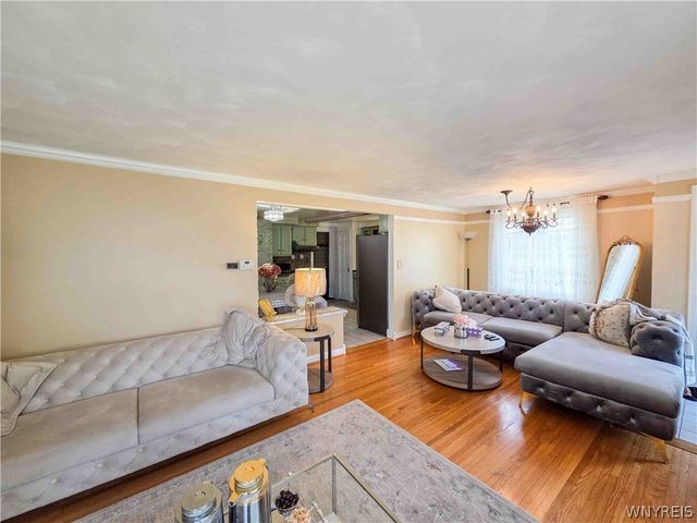 45 Fairelm Lane, Cheektowaga, NY 14227