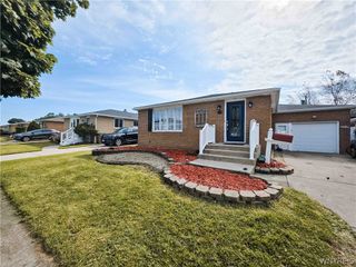 45 Fairelm Lane, Cheektowaga, NY 14227