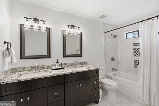 3328 Rough Creek Drive, Woodstock, GA 30189
