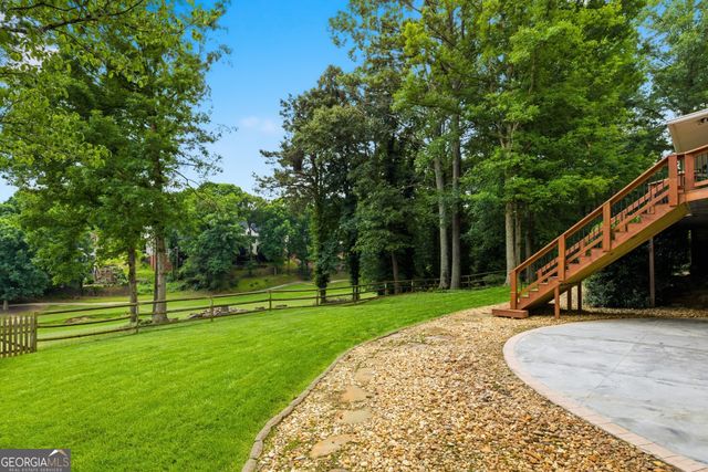 3328 Rough Creek Drive, Woodstock, GA 30189