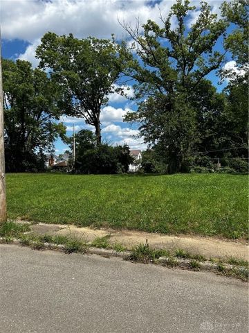 30 S Kilmer Street, Dayton, OH 45417
