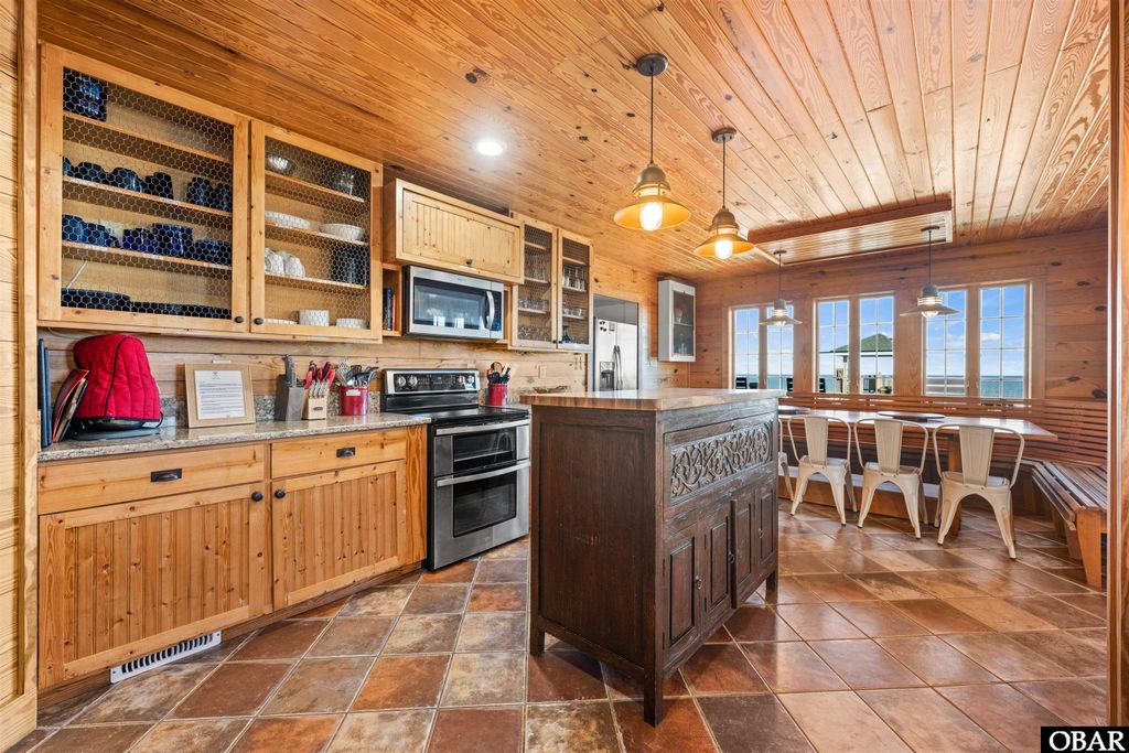 Image 12 of property listing at 2393 Sandfiddler Road Lot #5, Corolla, NC 27927
