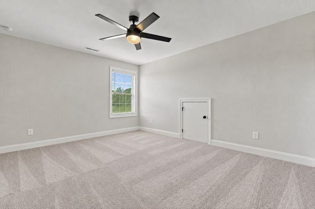94 Mulberry Grv, Gallatin, TN 37066