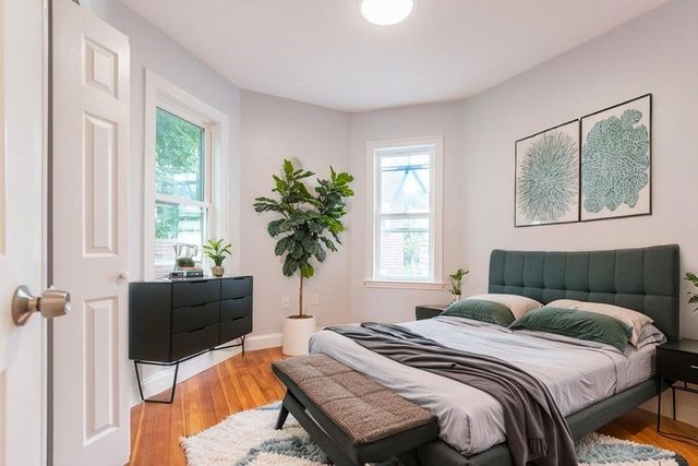 28 Hunnewell 2, Boston, MA 02135