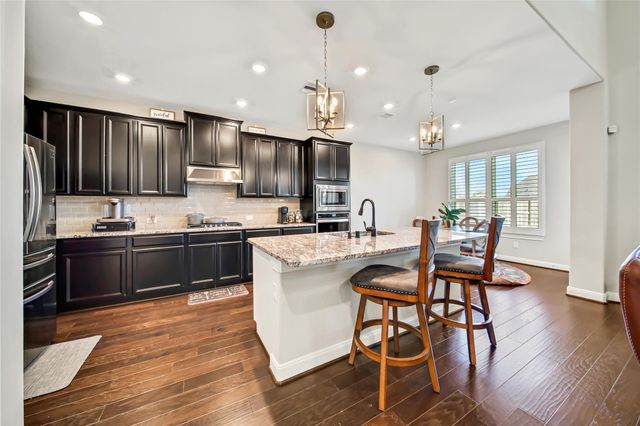 2310 Ironwood Pass Drive, Missouri City, TX 77459