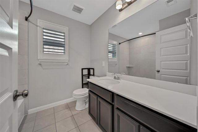 2310 Ironwood Pass Drive, Missouri City, TX 77459