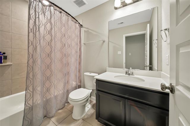 2310 Ironwood Pass Drive, Missouri City, TX 77459