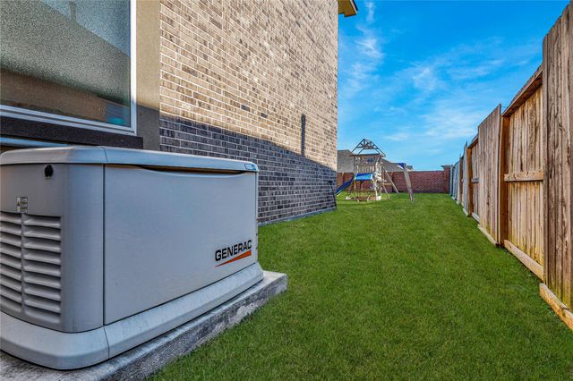 2310 Ironwood Pass Drive, Missouri City, TX 77459