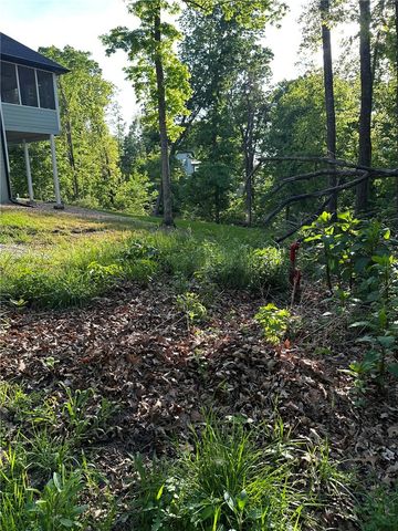 Greenlaw Lane, Bella Vista, AR 72715