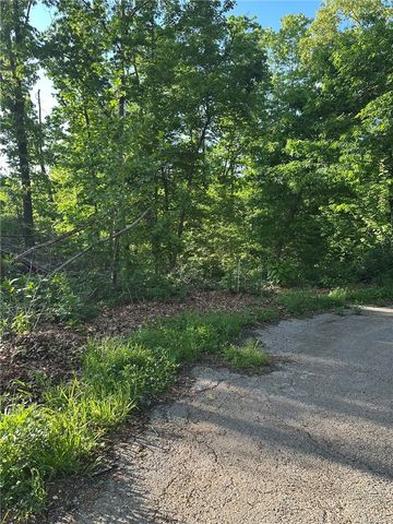 Greenlaw Lane, Bella Vista, AR 72715