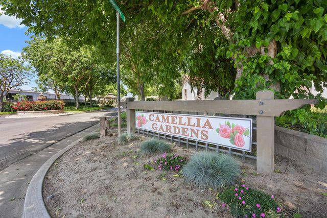 277 Garden Circle Dr, Manteca, CA 95336
