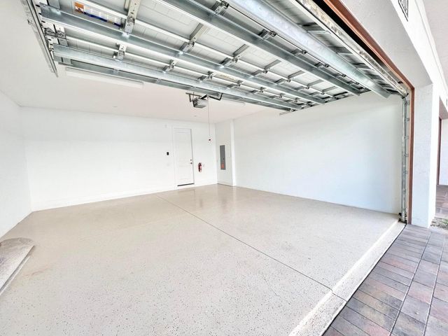 4079 Faraday Way, Palm Beach Gardens, FL 33418