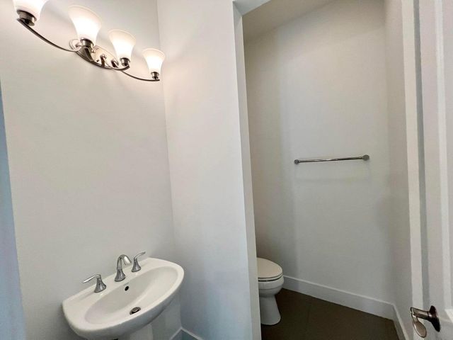 4079 Faraday Way, Palm Beach Gardens, FL 33418