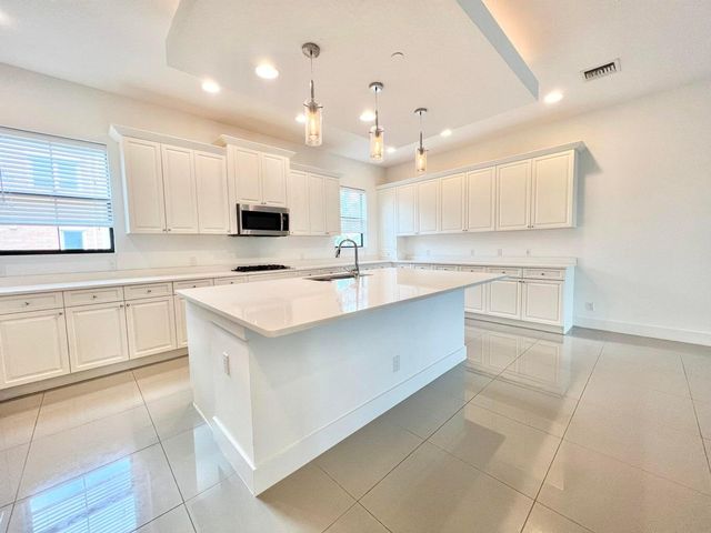 4079 Faraday Way, Palm Beach Gardens, FL 33418