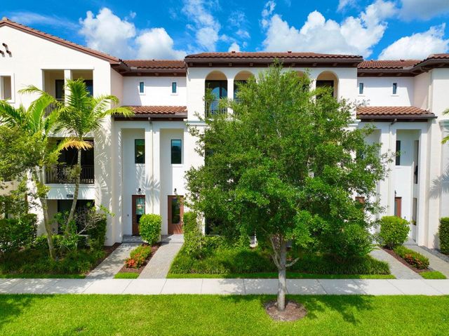 4079 Faraday Way, Palm Beach Gardens, FL 33418