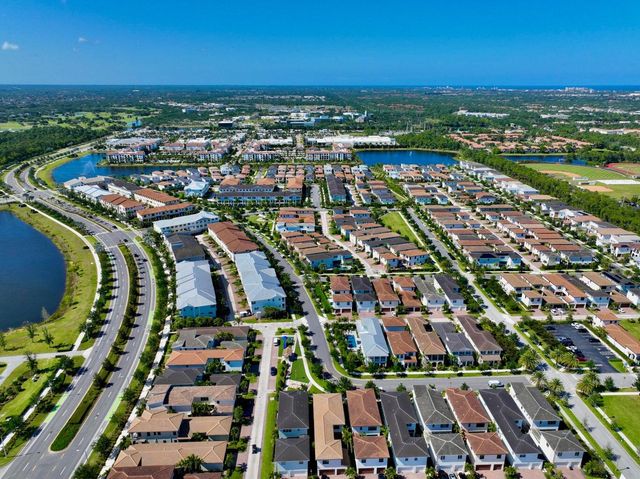 4079 Faraday Way, Palm Beach Gardens, FL 33418