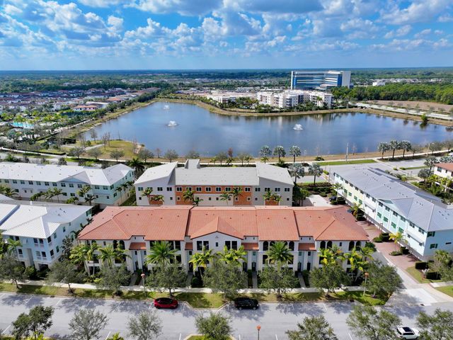 4079 Faraday Way, Palm Beach Gardens, FL 33418