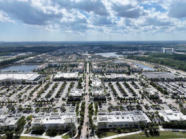 4079 Faraday Way, Palm Beach Gardens, FL 33418