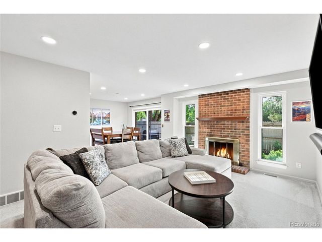 7925 W Layton Ave 302, Littleton, CO 80123