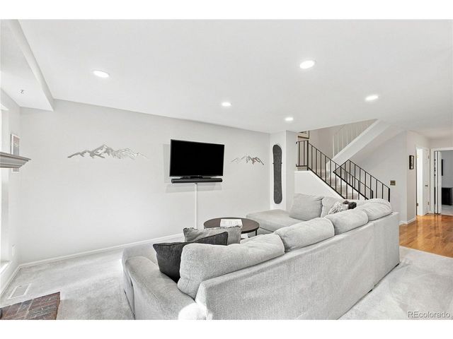 7925 W Layton Ave 302, Littleton, CO 80123