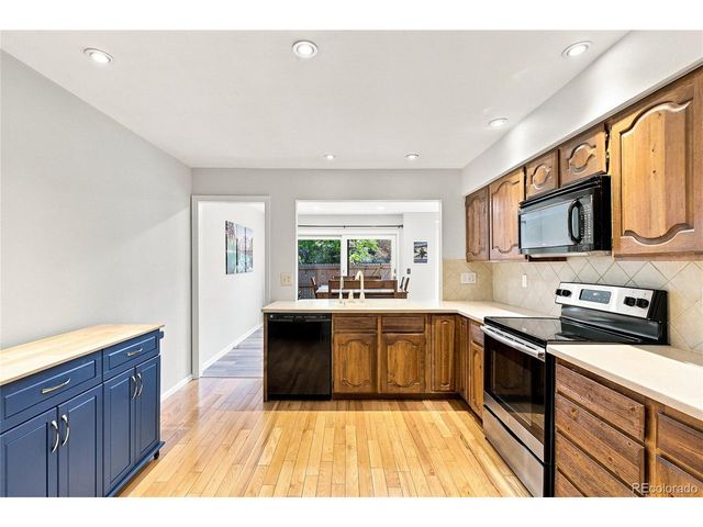 7925 W Layton Ave 302, Littleton, CO 80123