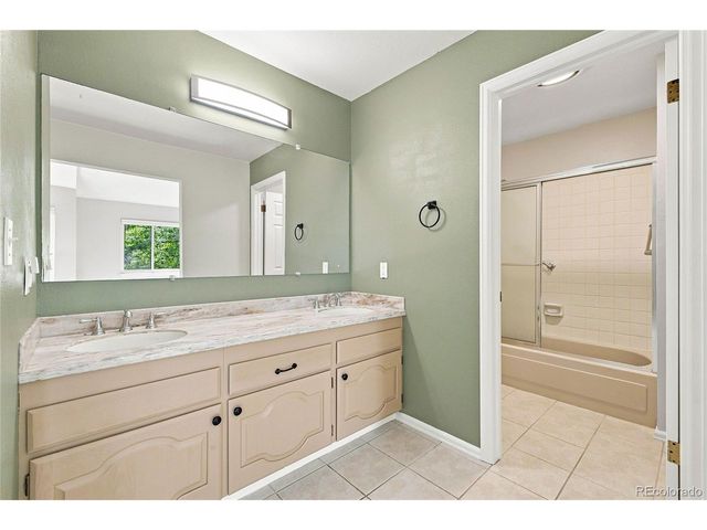 7925 W Layton Ave 302, Littleton, CO 80123