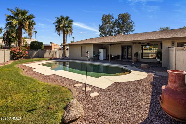 852 W CARIBBEAN Lane, Phoenix, AZ 85023