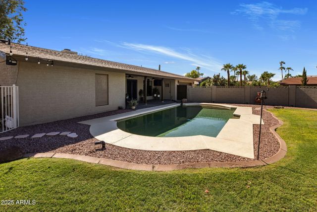 852 W CARIBBEAN Lane, Phoenix, AZ 85023
