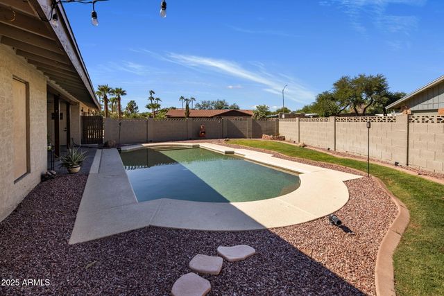 852 W CARIBBEAN Lane, Phoenix, AZ 85023