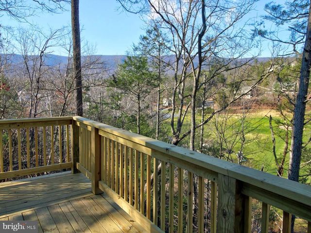 63 FAIRWAY DR, Basye, VA 22810