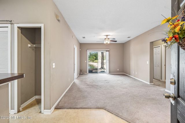 3671 KIRKPATRICK Circle 15-2, Jacksonville, FL 32210