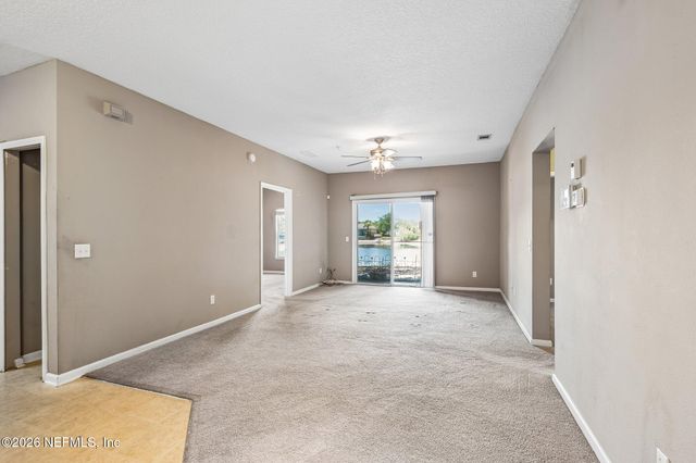 3671 KIRKPATRICK Circle 15-2, Jacksonville, FL 32210
