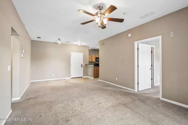 3671 KIRKPATRICK Circle 15-2, Jacksonville, FL 32210